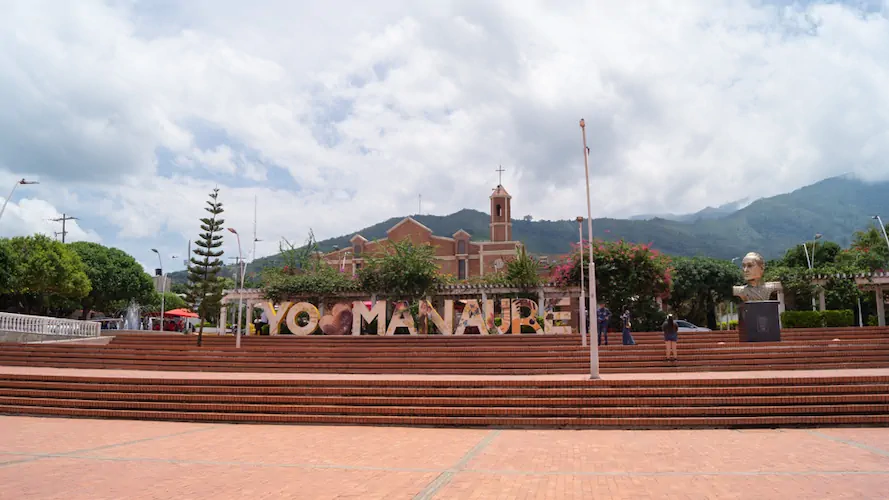 Plaza Simon Bolivar