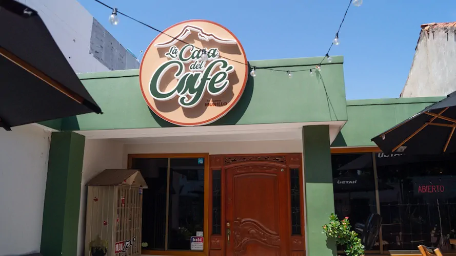 La Casa del Café by Cerro Murillo
