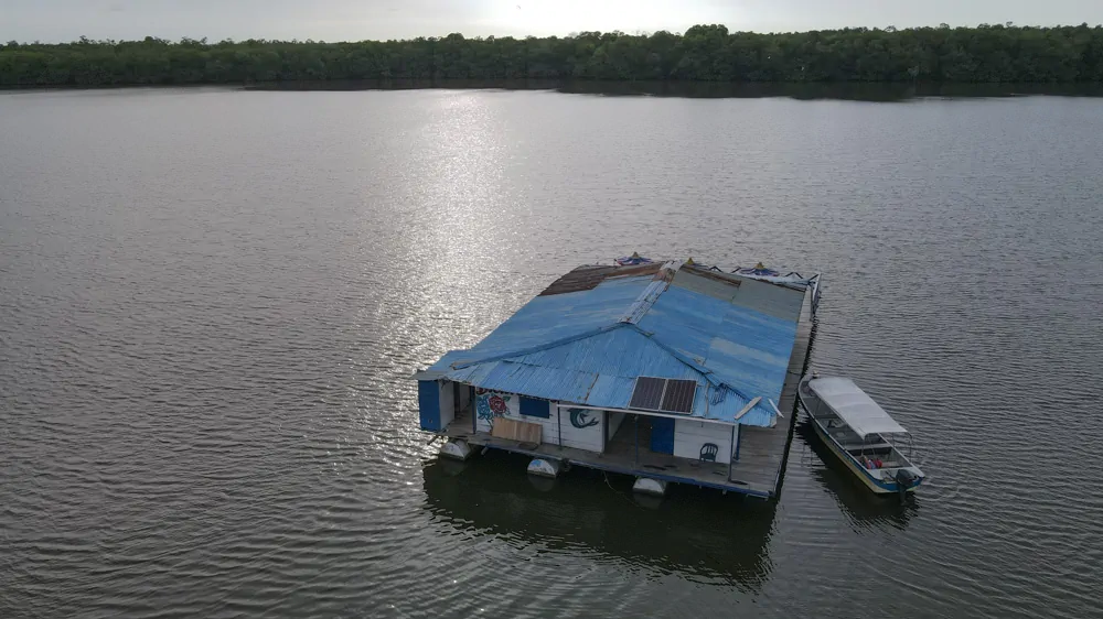 CASA FLOTANTE CISPATÁ