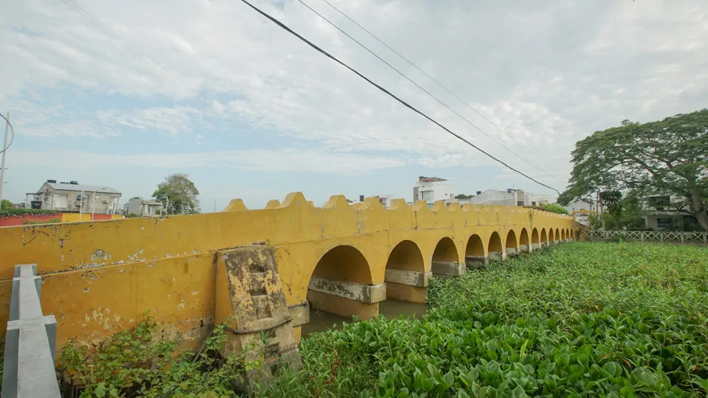 PUENTE 20 DE JULIO