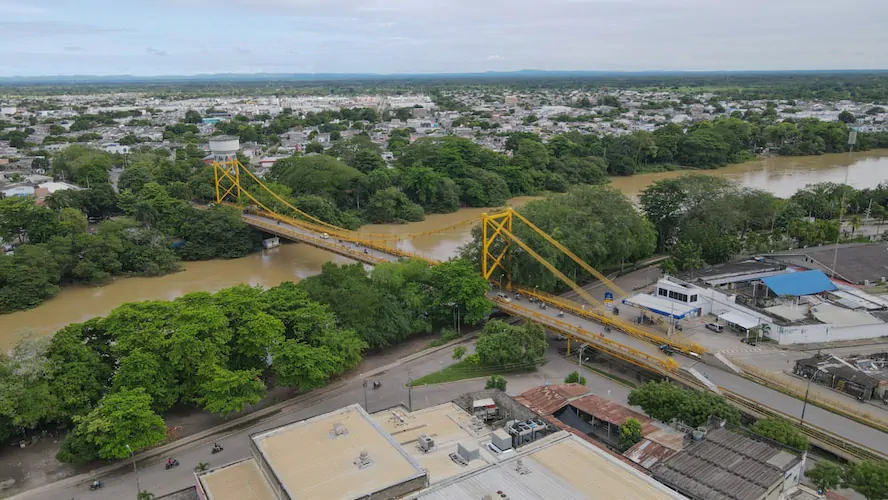 PUENTEETÁLICO ROJAS PINILLA