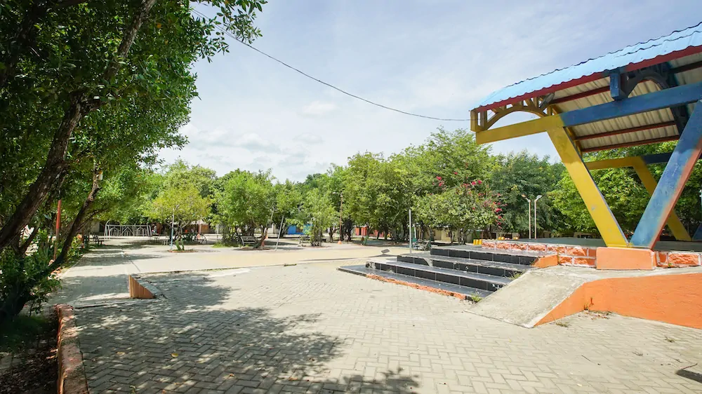 Macajan Calles y Plaza